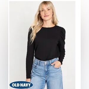 Old Navy Long Sleeve Crew Neck Tee Black